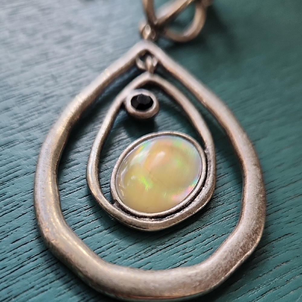 Vintage Lia Sophia Antique Silver Tone Double Teardrop Cateye Pendant Necklace